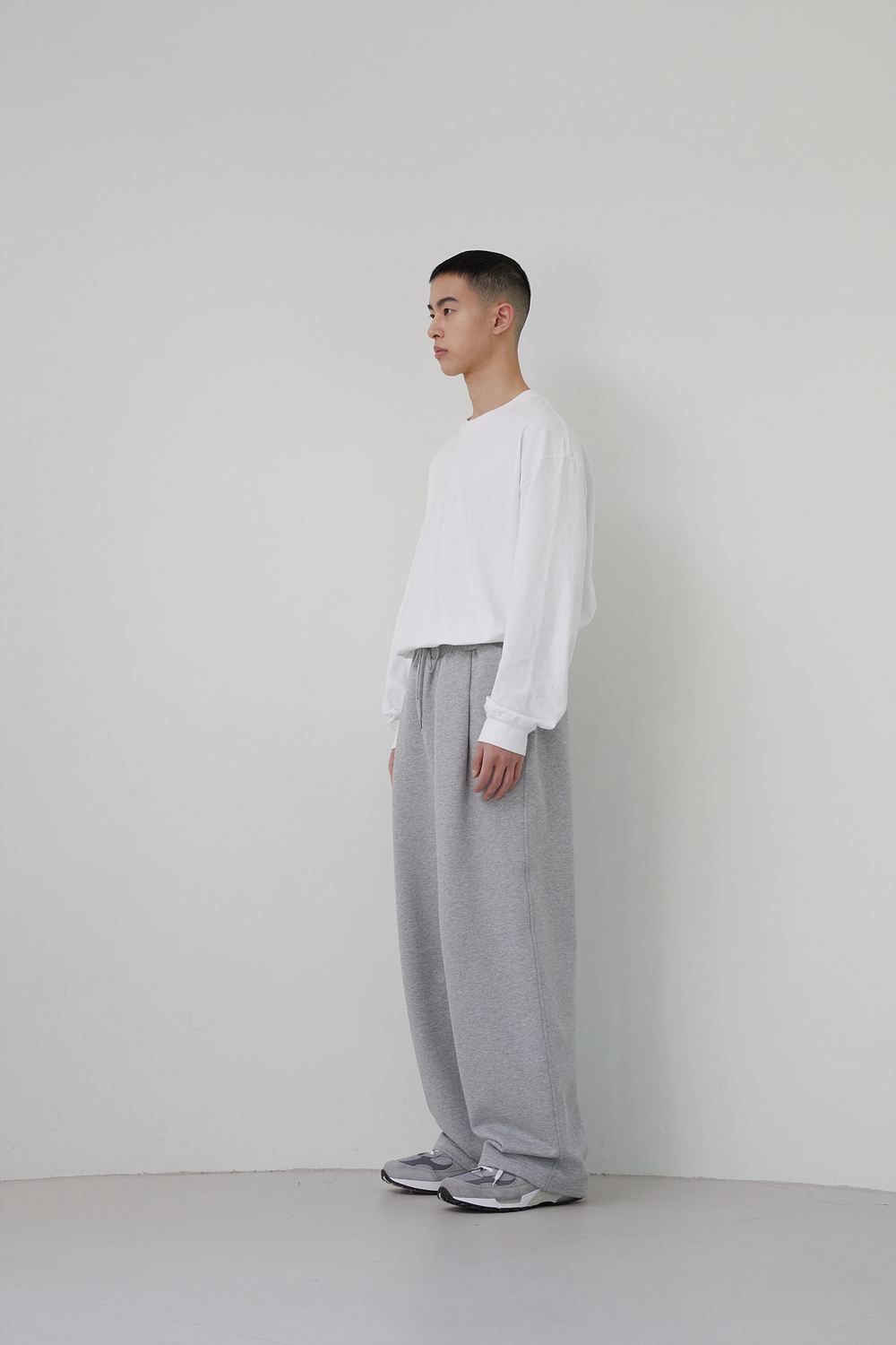 PLEATS WIDE WAVE SWEAT PANTS (MELANGE GREY) - OCO, 브랜드 편집샵