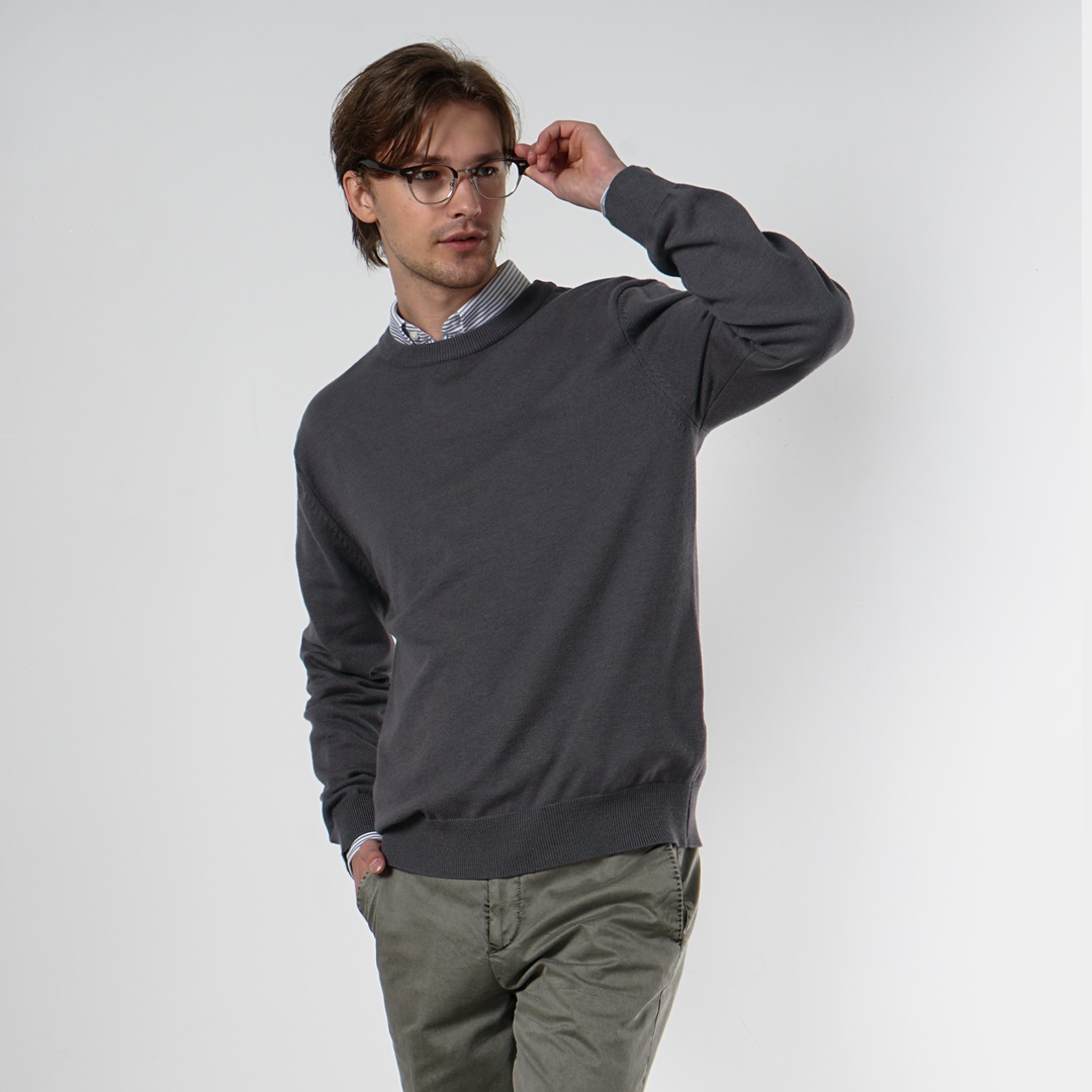 BISW41001_dgrey04.jpg
