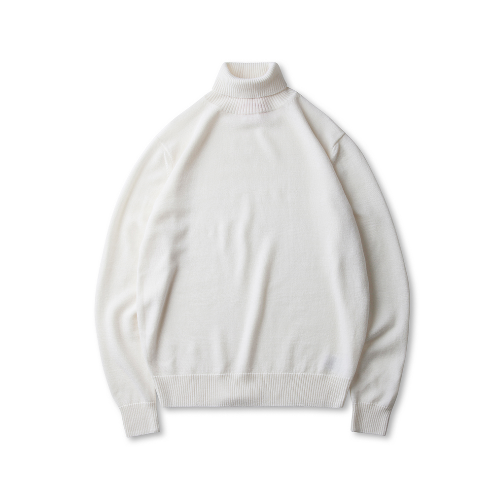 Super Fine Merino Wool Turtleneck (White)1