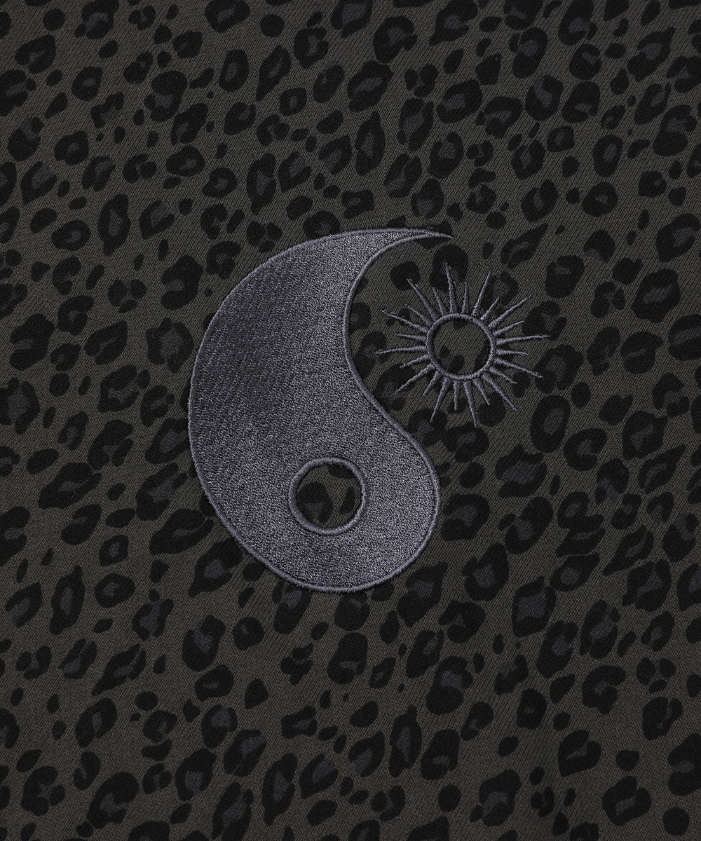 LEOPARD YINYANG EMBROIDERY HOODED ZIP-UP (CHARCOAL)
